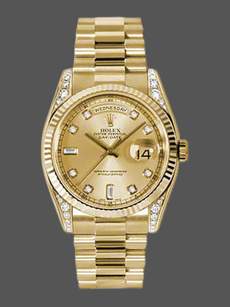 Yellow Gold Champagne Diamond Dial Date