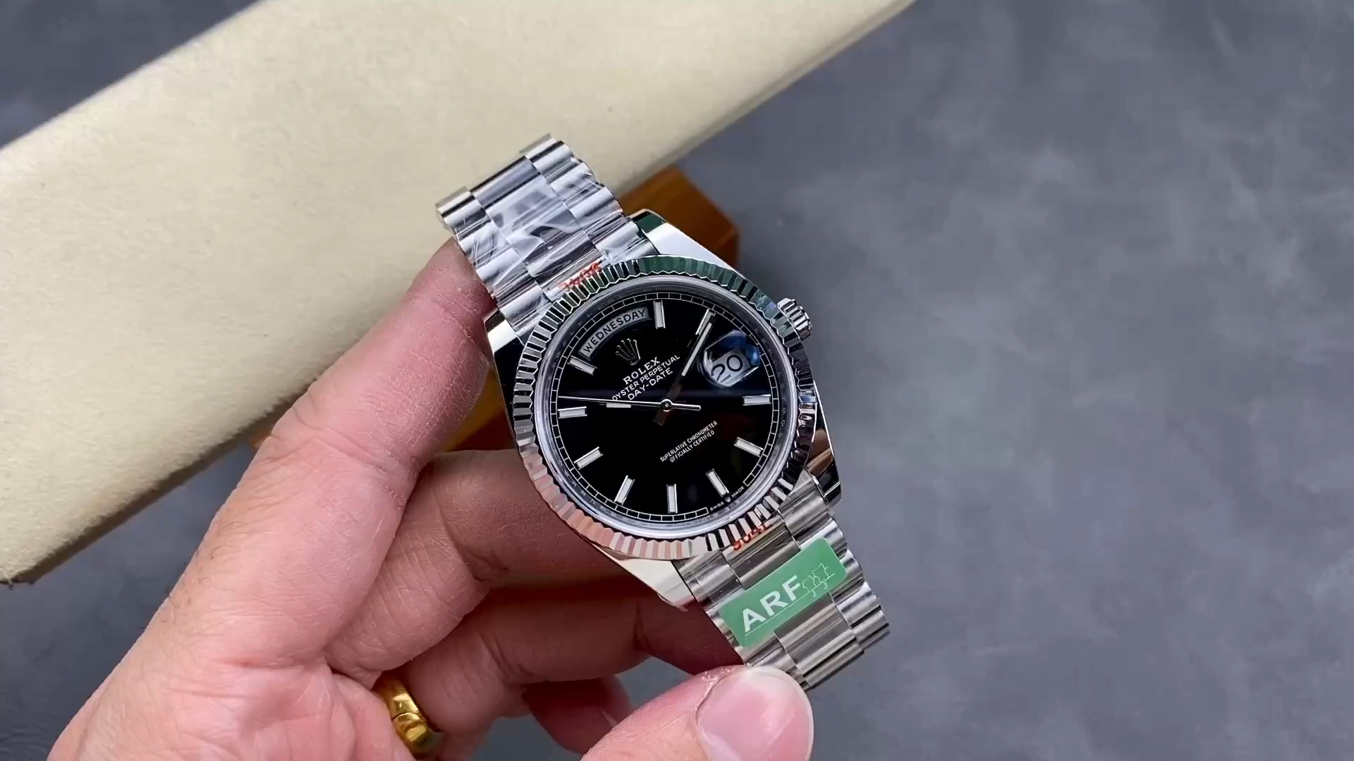 Black Dial Fluted Bezel Date