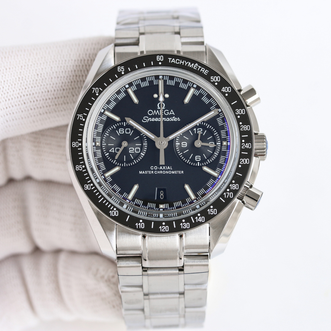 Monochromatic Black Chronograph | White Tachymeter & Pure Contrast