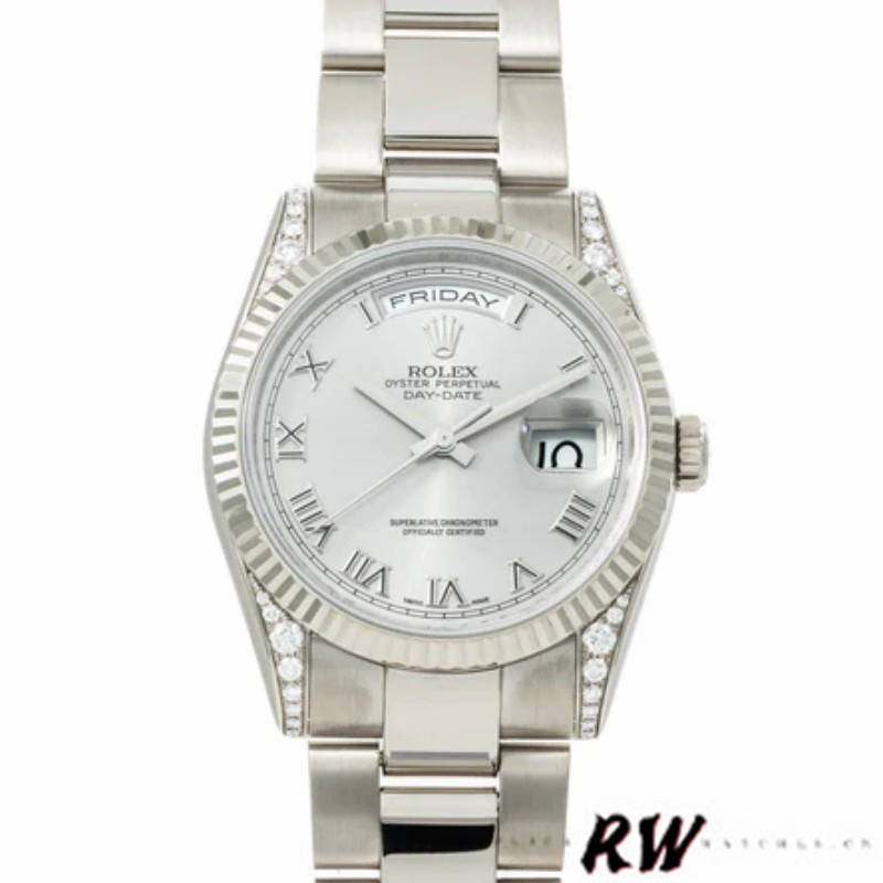 White Gold White Dial Fluted Bezel Date