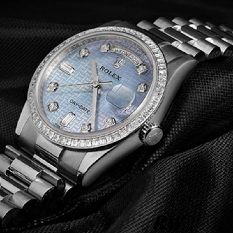 Oxford Motif Diamond Dial Platinum Date