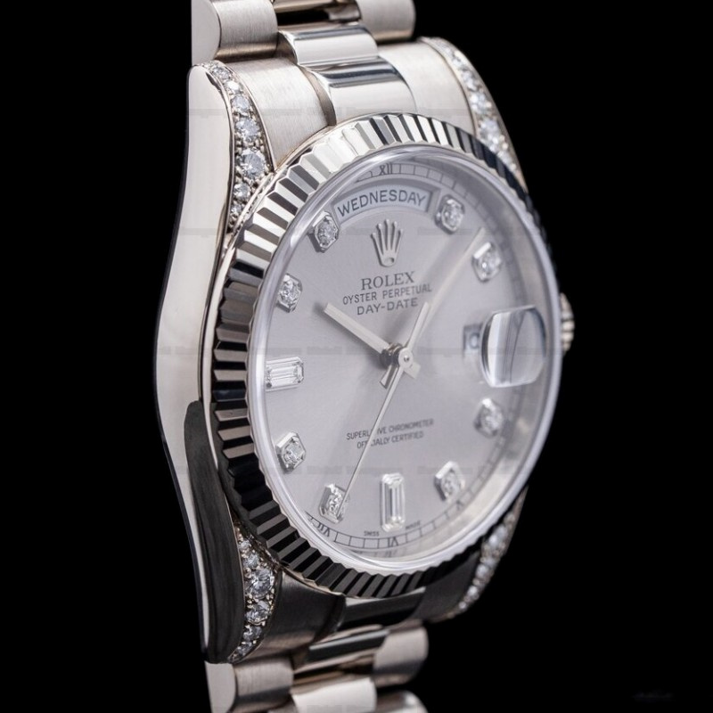 White Gold Silver Dial Fluted Bezel Date