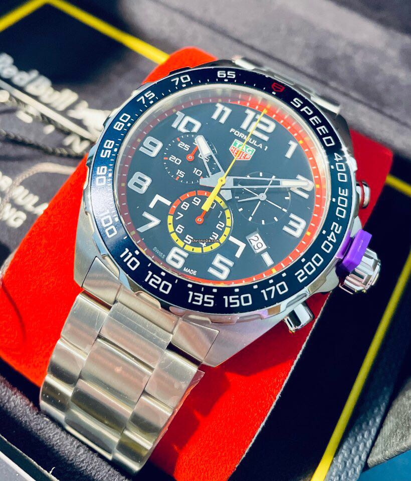 43mm Racing Chronograph Watch Sport with Steel Bracelet