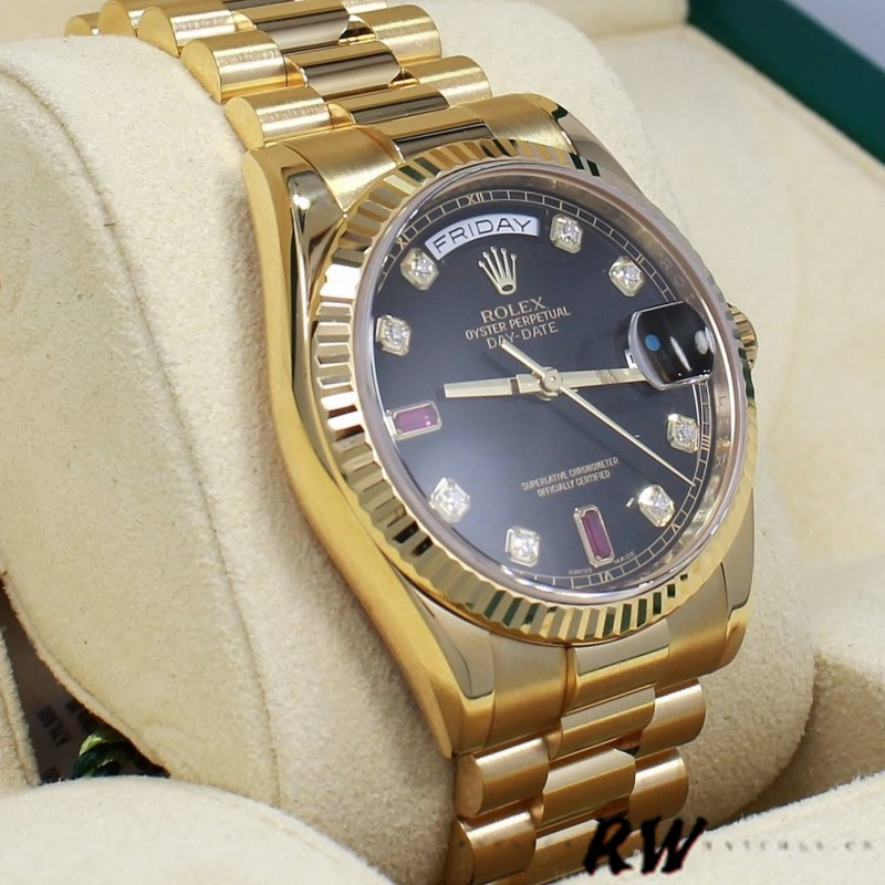 Black Diamond Dial Fluted Bezel Date